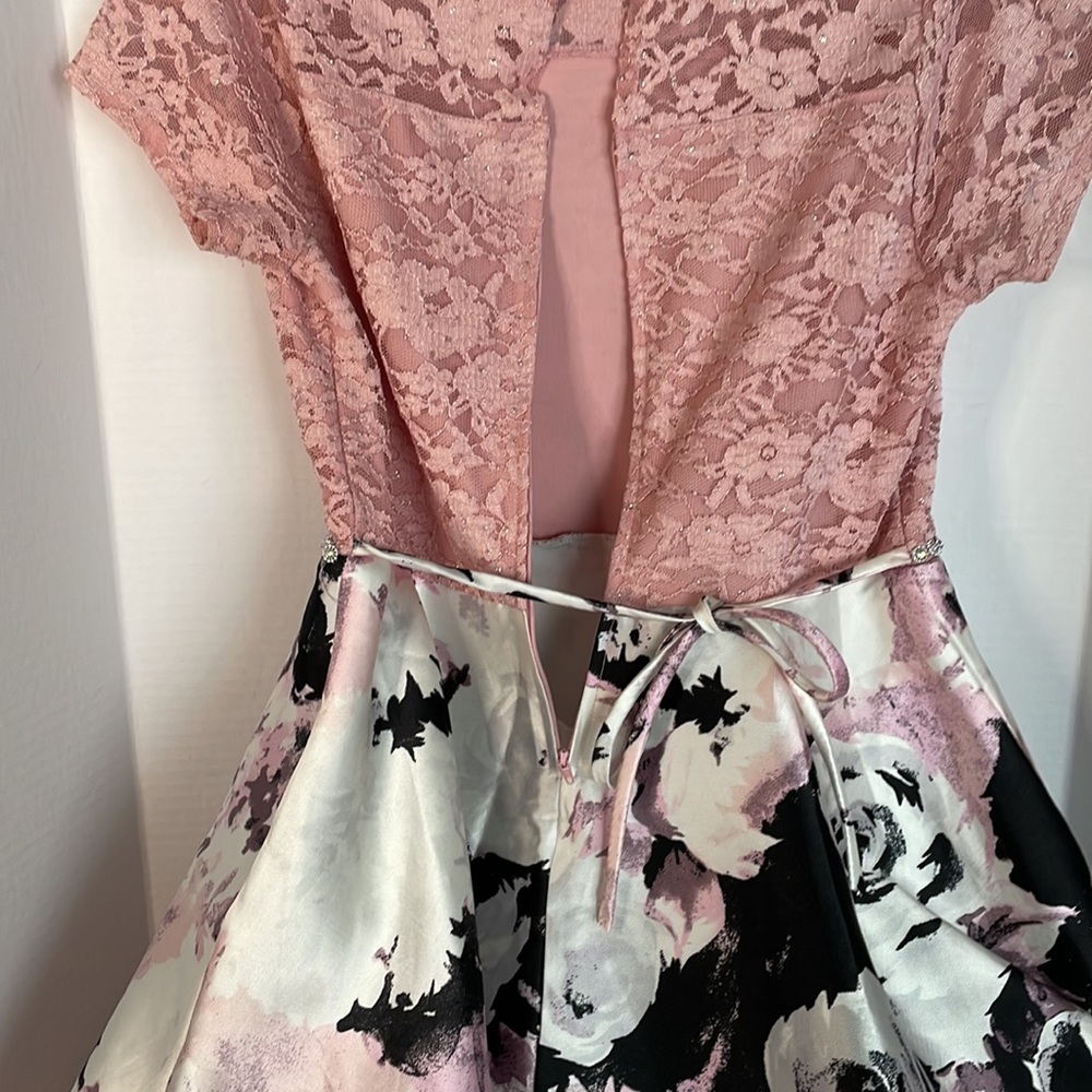 Speechless Gorgeous high low floral girls dress size 18.5 - Picture 10 of 16